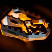 Akrapovic Adventure Footpeg Set (Titanium)-JzYvq.jpeg